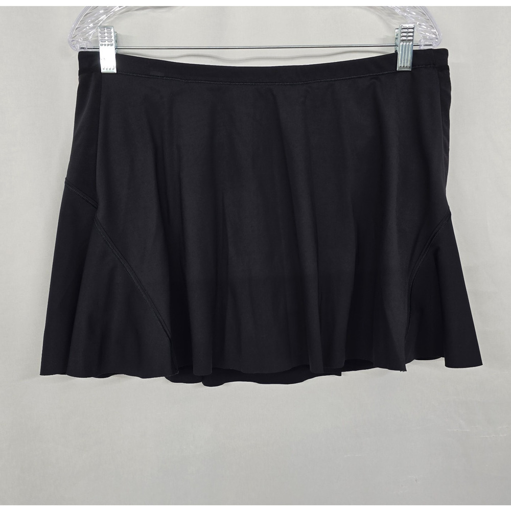 Athleta Match Point Skort Women's L Black Ruffles Back Zipper Pocket Golf Tennis